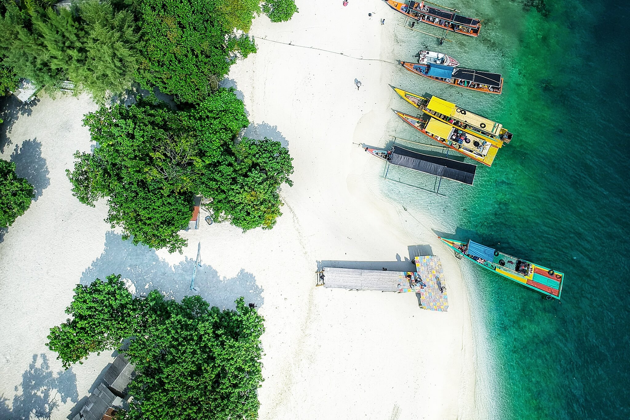 Explore Pulau Sangiang + Snorkeling (2D 1N)